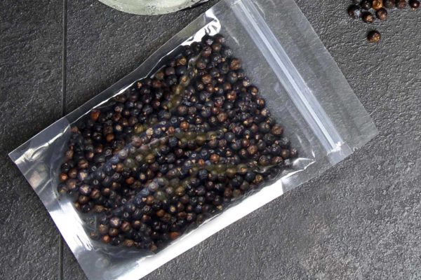 Juniper Berries, 100g bag